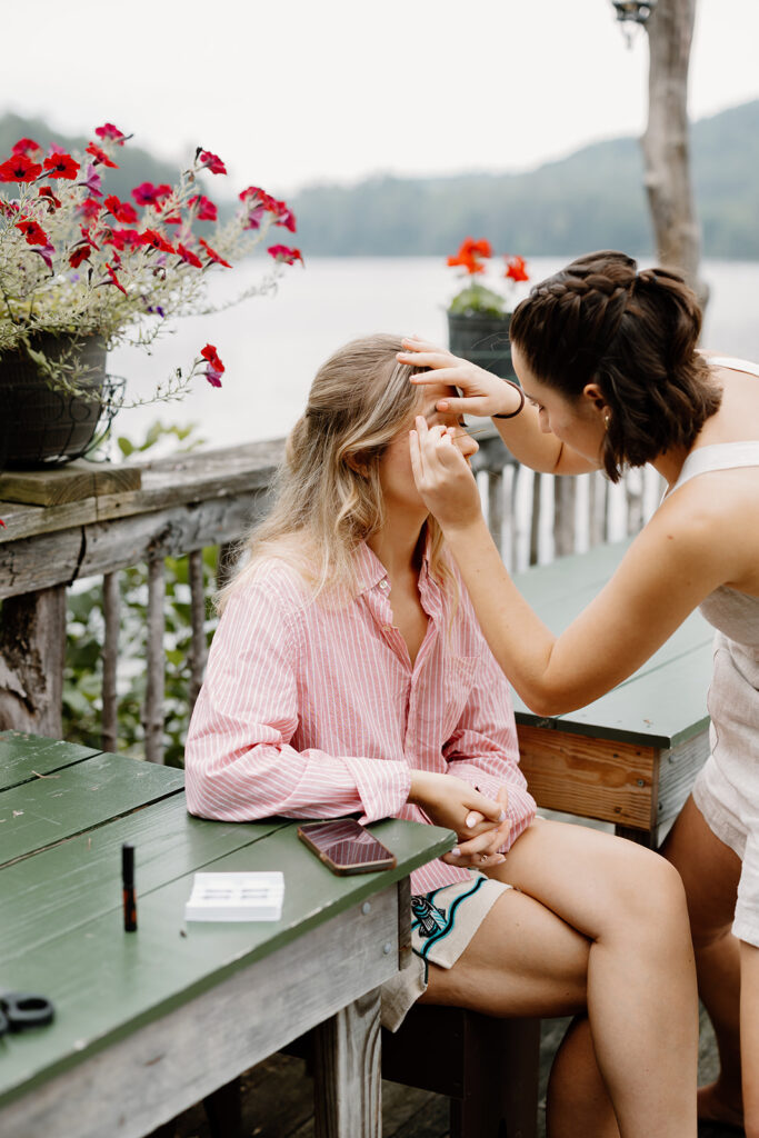 Getting ready wedding photos at Ogontz Resort in New Hampshire, New England Wedding Photographer