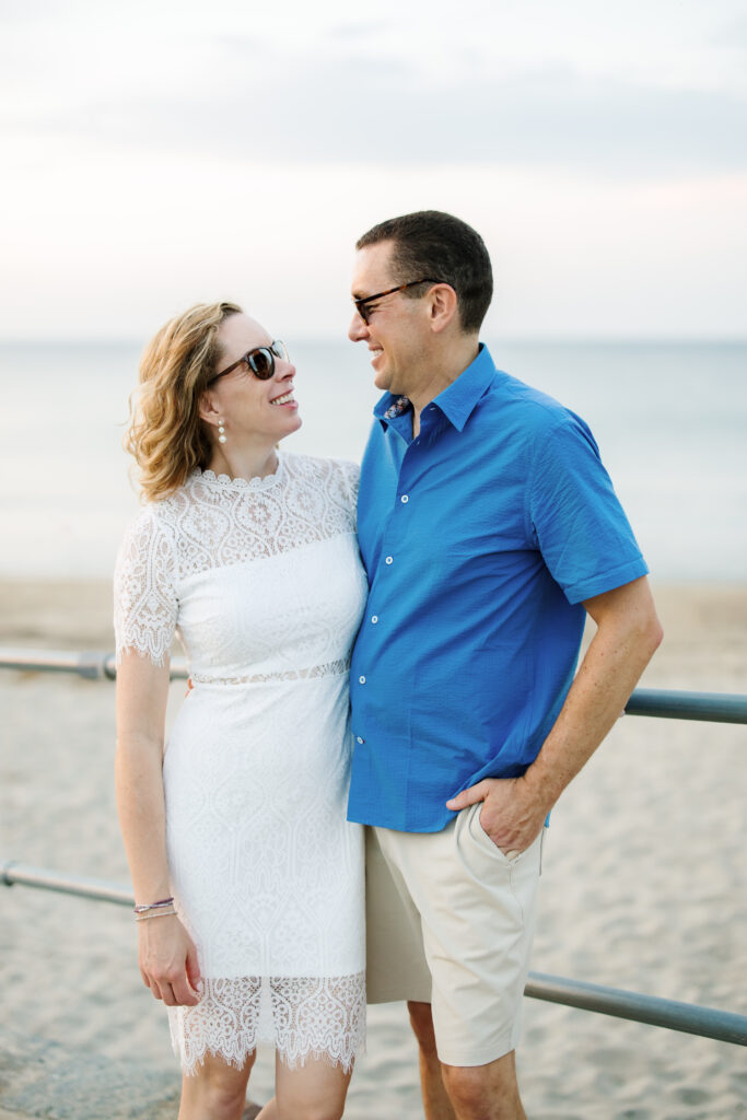 Massachusetts engagement session guide, how to plan and what to wear for engagement photos. New England and Boston wedding and engagement photographer