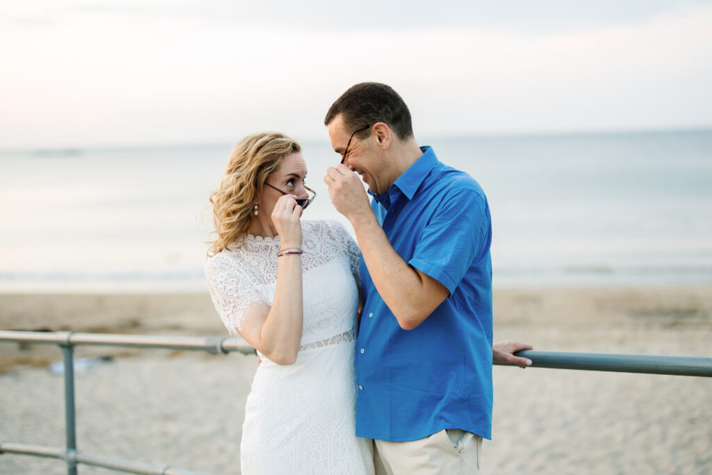 Massachusetts engagement session guide, how to plan and what to wear for engagement photos. New England and Boston wedding and engagement photographer