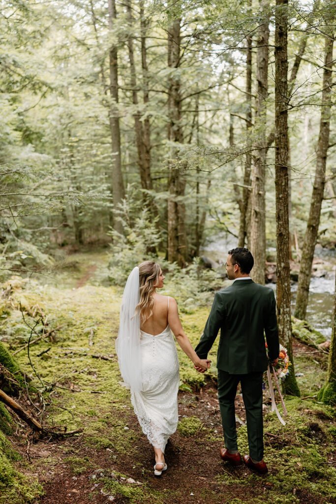 Outdoor wedding portraits at Ogontz White Mountain Resort in New Hampshire, New England wedding photographer