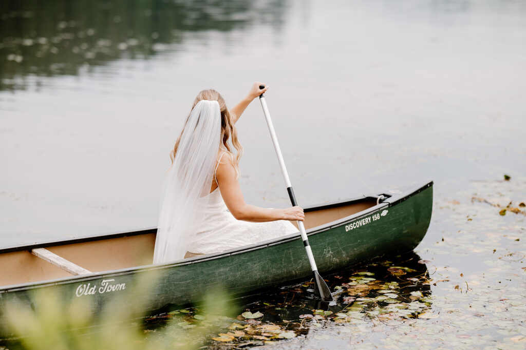 Outdoor wedding portraits at Ogontz White Mountain Resort in New Hampshire, New England wedding photographer