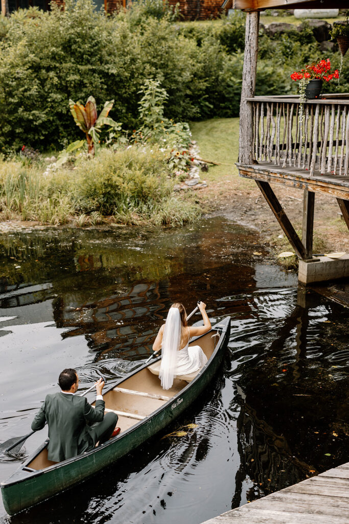 Outdoor wedding portraits at Ogontz White Mountain Resort in New Hampshire, New England wedding photographer