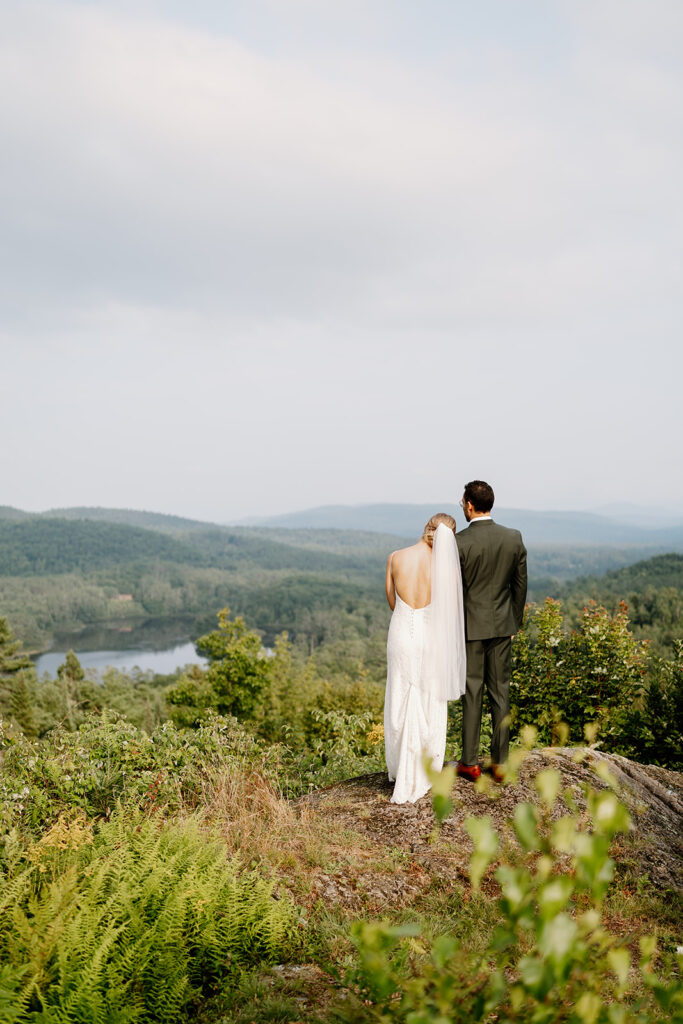 Outdoor wedding portraits at Ogontz White Mountain Resort in New Hampshire, New England wedding photographer